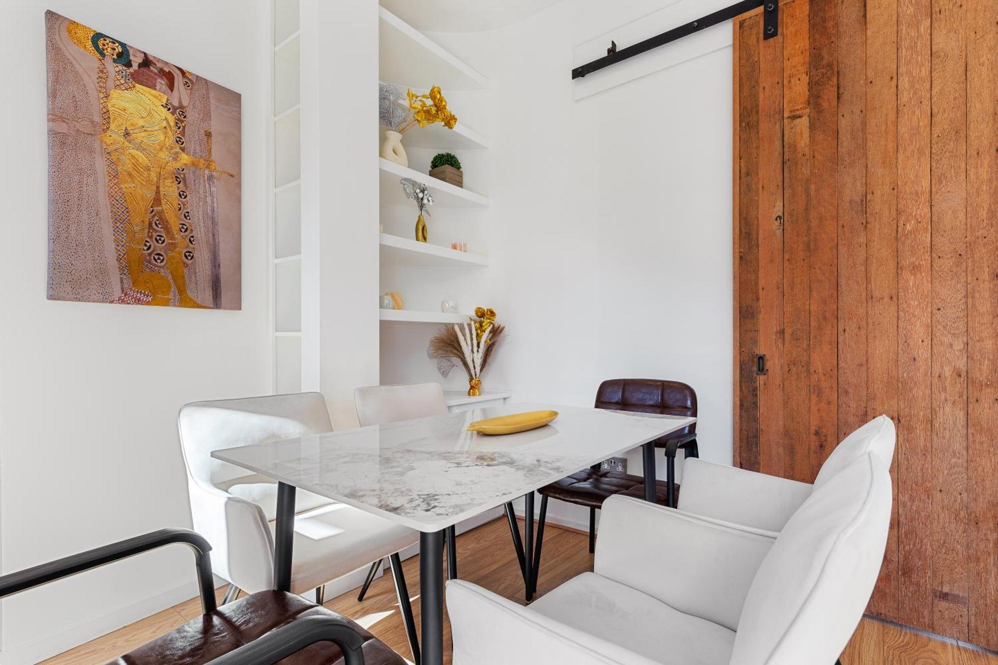 Designer Victorian Flat With Large Terrace Appartement