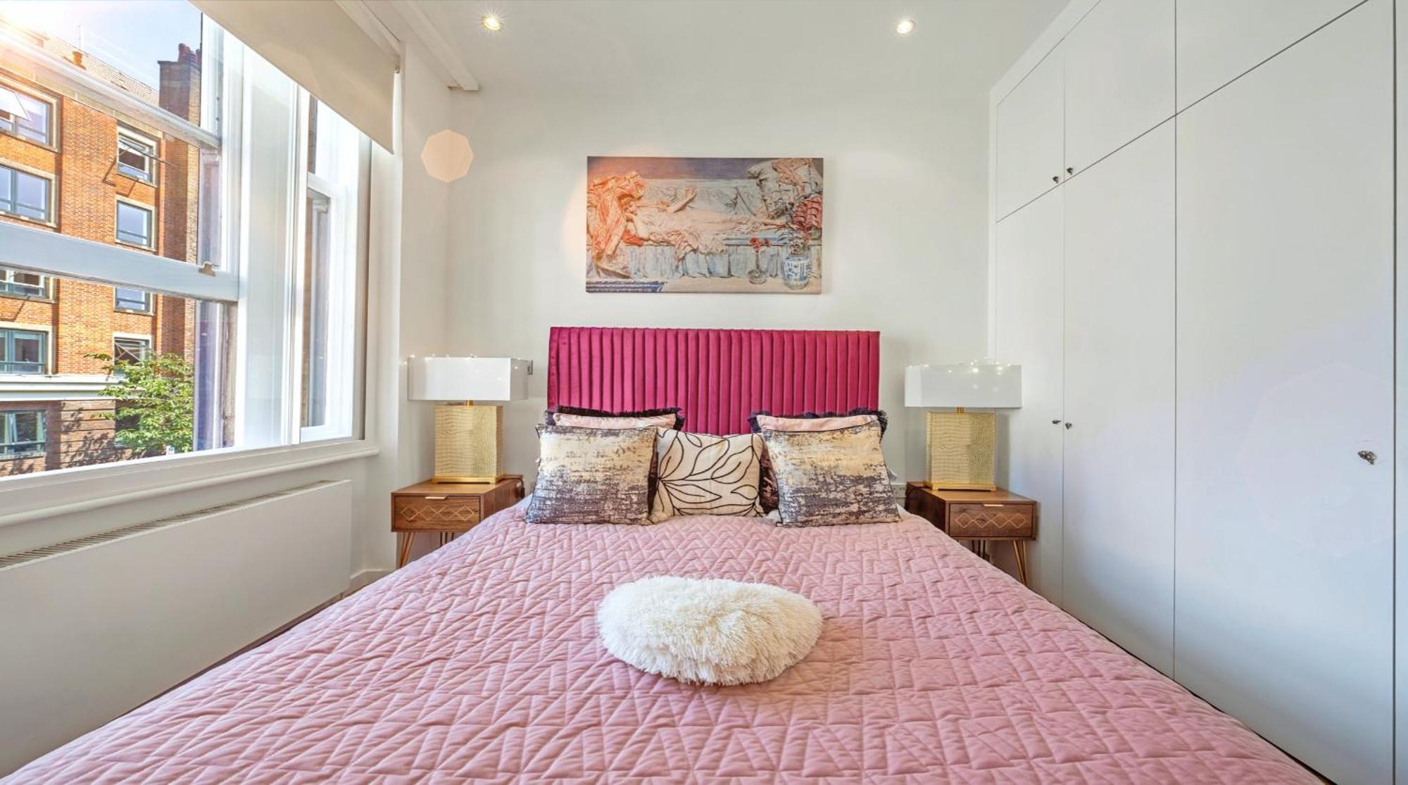 Designer Victorian Flat With Large Terrace Appartement
