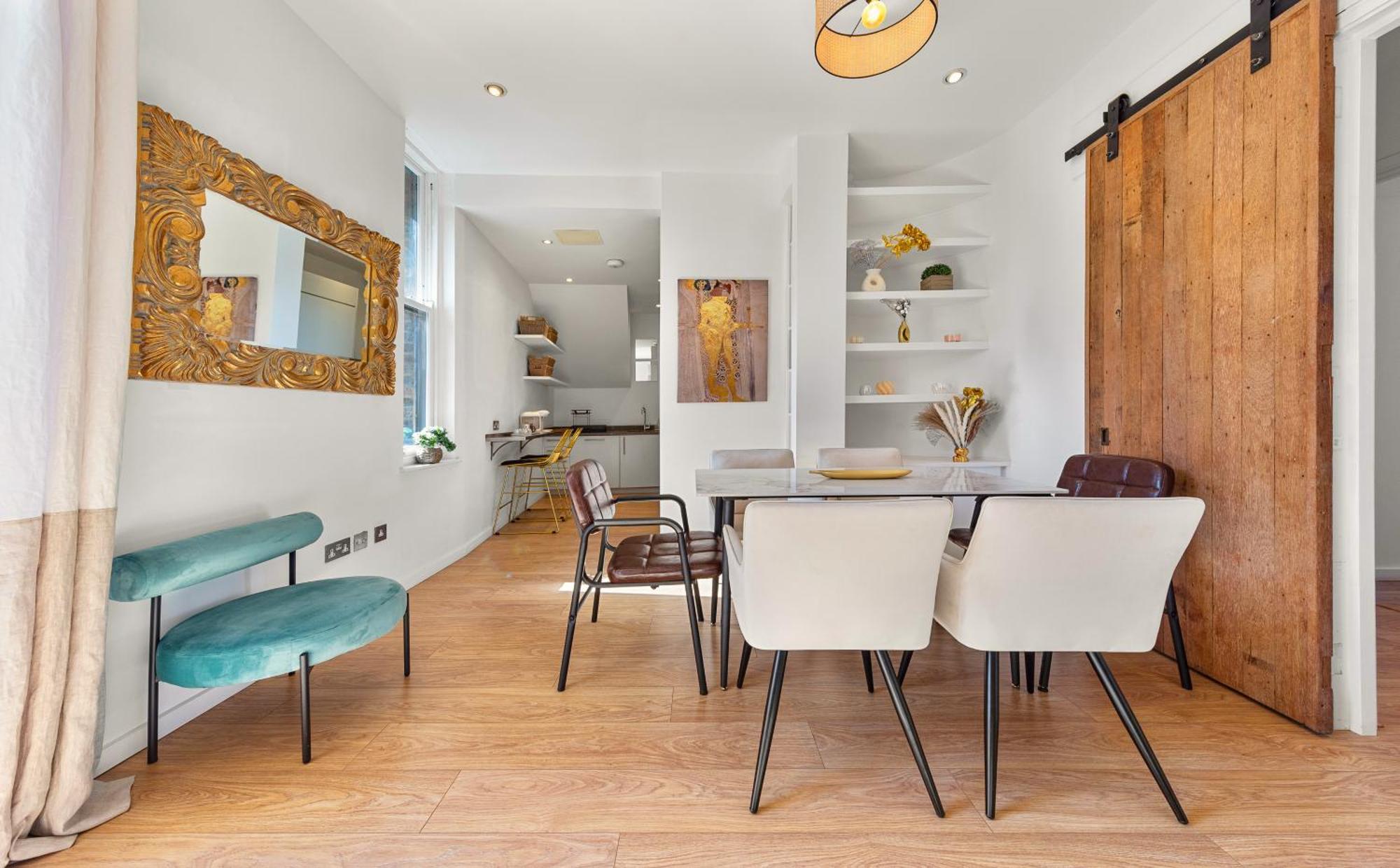 Designer Victorian Flat With Large Terrace Appartement