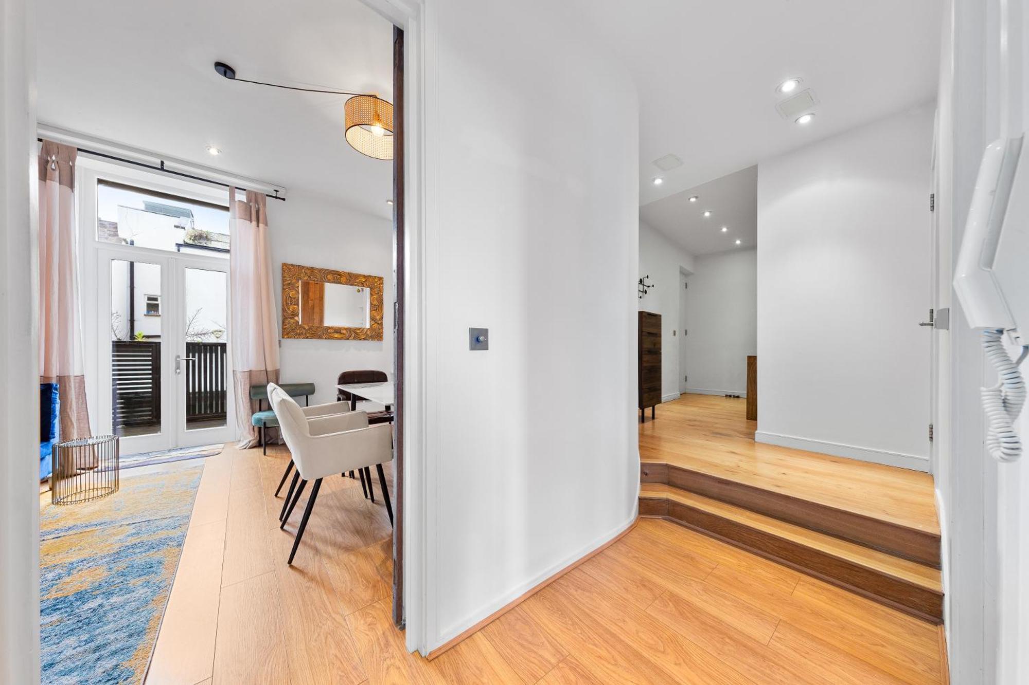 Designer Victorian Flat With Large Terrace Londen